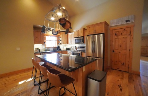Driggs Casa | Large Teton Family Home w/Hot Tub + Pool Table