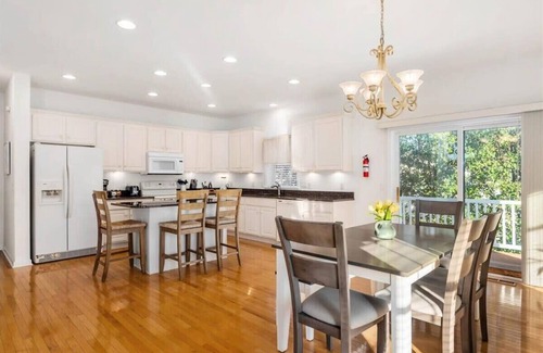 Little Salisbury Casa | Large Three Bedroom Beach House in Ocean City, MD