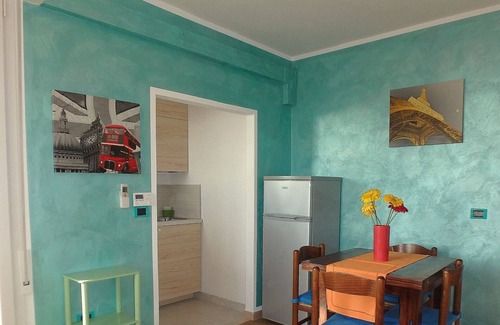 Lido di Pomposa Apartamento | Amplio apartamento de tres habitaciones en el centro con hermosa vista al mar en Lido di Pomposa