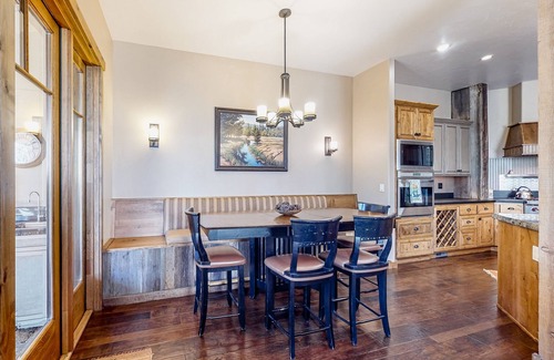 McCall Casa | Large townhome with outdoor kitchen, open-air fireplace & mountain views