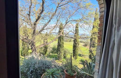 Volterra Casa | Large Tuscan farmhouse with huge swimming pool
