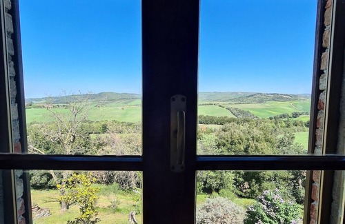 Volterra Casa | Large Tuscan farmhouse with huge swimming pool