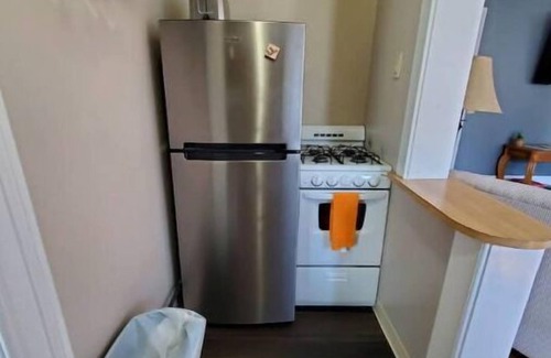 Auburn Apartamento | Large Upper 1 bedroom apartment, pet friendly