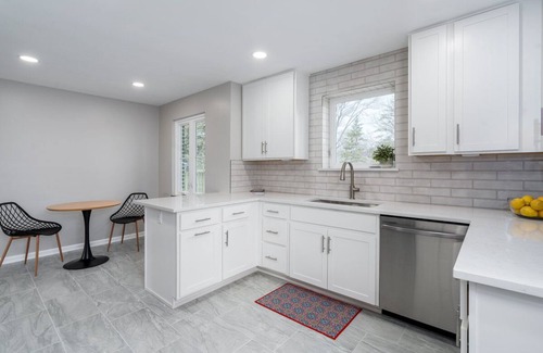 Upper Arlington Casa | Large Upper Arlington home- Newly Renovated