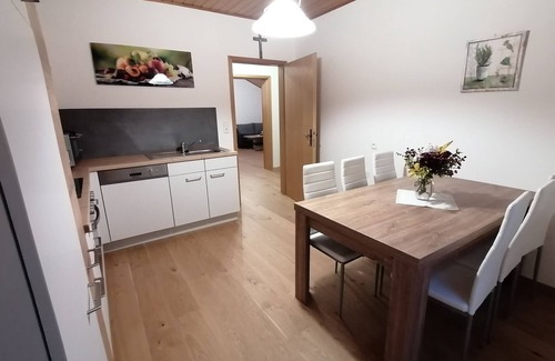Goestling an der Ybbs Apartamento | Large vacation apartment with balcony for 6 people
