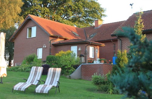 Wesenberg Apartamento | Apartamento en Strasen grande - Apartamentos justo en el camino de agua Havel (21993)