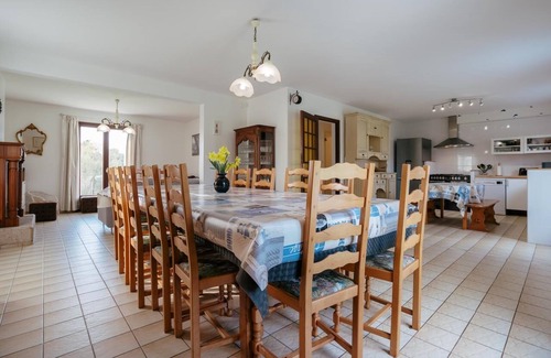 Asserac Casa | LARGE VACATION HOME BY THE SEA FOR FRIENDS AND FAMILY