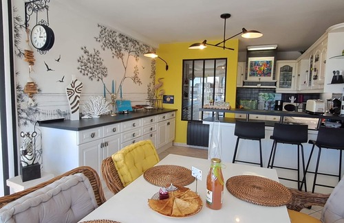 Erquy Apartamento | Grandes lofts muy luminosos de 60m2 con magnificas vistas al mar.