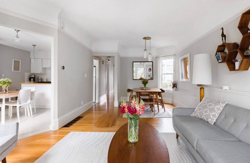 Noe Valley Casa | Victoriana moderna con patio suculento (Noe Valley - 3bd)