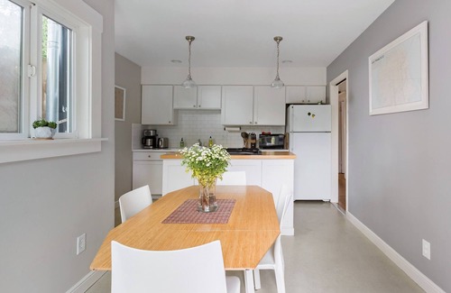 Noe Valley Casa | Victoriana moderna con patio suculento (Noe Valley - 3bd)