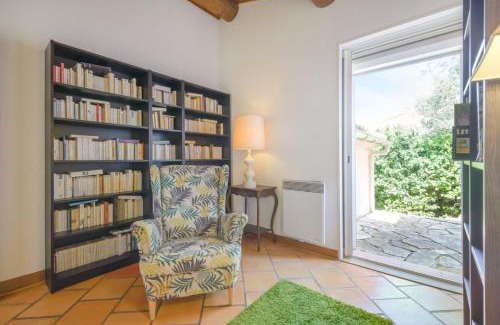Les Hauts de Villeneuve Casa | Large Villa With Swimming Pool And Terraces
