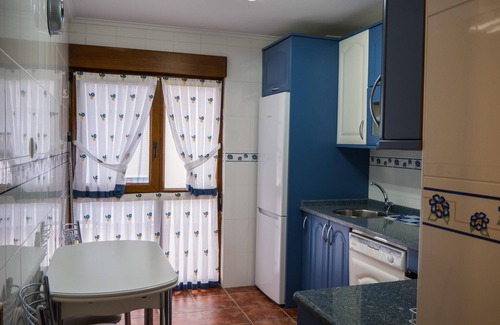 Arnuero Chalet De Esquí | Large Villa in Cantabria