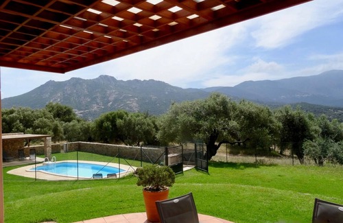 Occhiatana Villa | Gran chalé, visto panorámico sobre montaña, 3km playa y golf