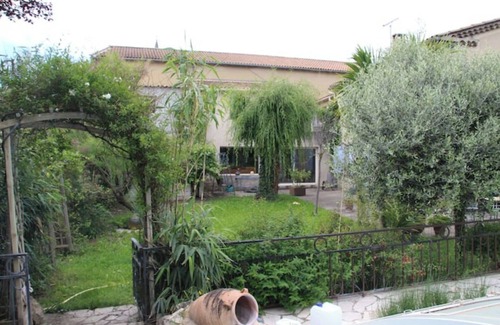 Rognonas Villa | Large villa Swimming pool Alpilles Avign