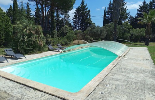 Montescot Casa | Large villa with 11x5m pool in 7700 M2 grounds. Veranda and multiple terraces.
