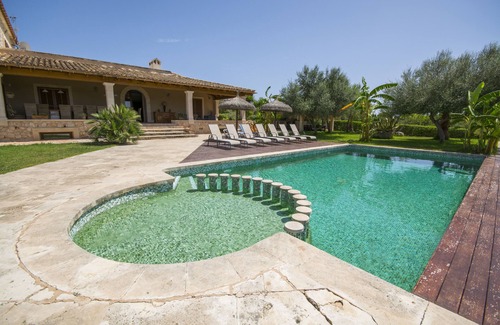 Campos Chalet De Esquí | Amplia Villa con piscina y jardín para disfrutar con la familia y amigos