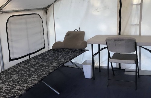 Montrose Alquiler De RV | Large Walk-In Tent # 1 amidst 2 million acres of wilderness !
