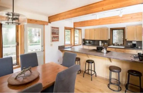 Hyak Casa | Large Well-Appointed Mountain Home, Great Location