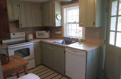 West Chatham Cabaña | 23 de junio y 1 de septiembre Avail - Large Yard, Quiet; Sólo 300 Yd de la playa de Hardings