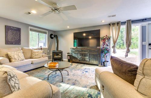 New Albany Casa | Large Yard with Pond Family Retreat in New Albany!