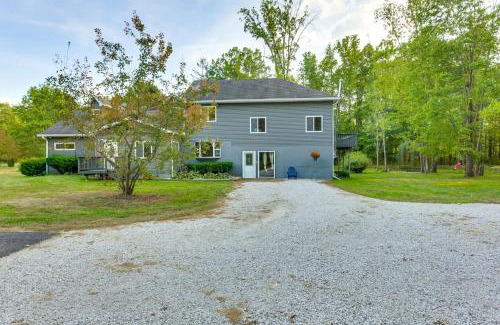 New Albany Casa | Large Yard with Pond Family Retreat in New Albany!