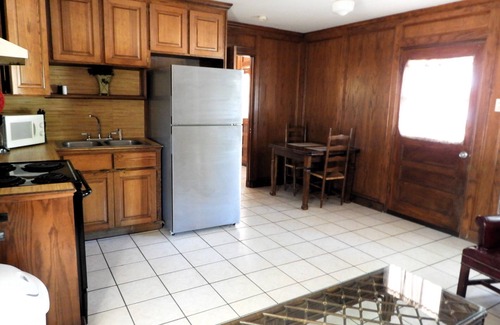 Royal Cabina | Largemouth Cabin