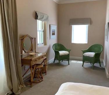 Franschhoek Apartamento | Largest one bed apartment & private pool in the Hoek