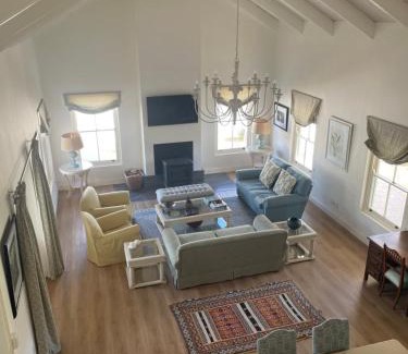 Franschhoek Apartamento | Largest one bed apartment & private pool in the Hoek