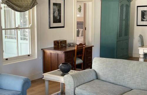 Franschhoek Apartamento | Largest one bed apartment & private pool in the Hoek