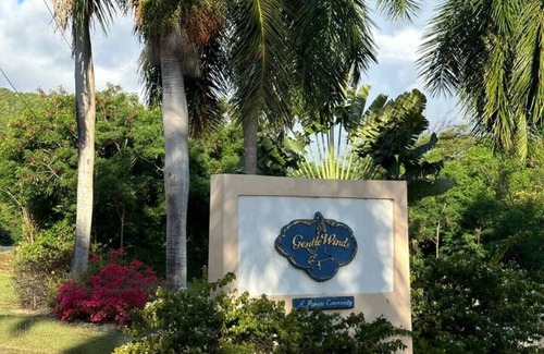 Estate Salt River Apartamento | Larimar; Caribbean gem.