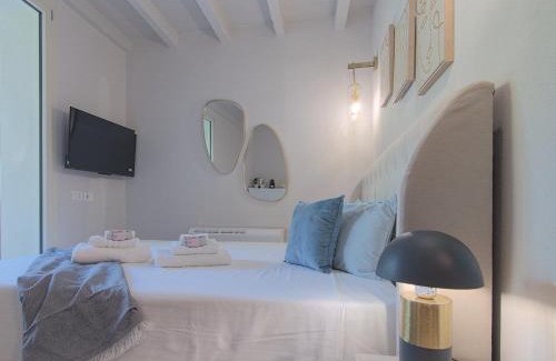 Mandello del Lario Apartamento | LarioNest Modern Suites in the City Center 5 min from the Station
