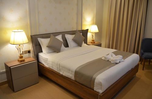 Al Ulaya Apartamento | Larissa Suites