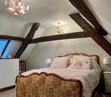 Pickering Casa | Lark Cottage