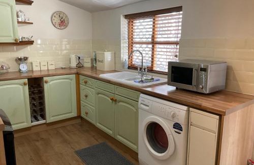 Pickering Casa | Lark Cottage