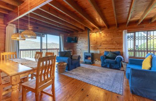 Fish Hoek Casa | Lark House, Peaceful Mountain Home with Wonderful Ocean Views