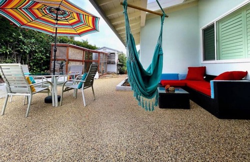 Olde Carlsbad Casa | Larkspur Down · Cheerful Home-Hot Tub-Play Structure-Walk to Food