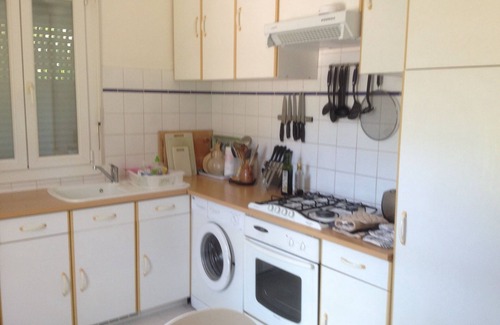 Laroque-des-Alberes Apartamento | Laroque des Alberes - Clase 3 * Apartamento con bonito jardín privado