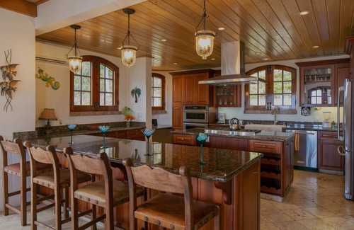 Great Cruz Bay Villa | Las Brisas Caribe - Una lujosa y privada calle 4BR John Villa