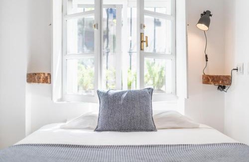 Centro histórico de Estepona Hotel | Las Brisas - Estepona Old Town