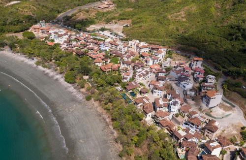 Las Catalinas Apartamento | Las Catalinas - Studio Cazenovia centrally located, short walk to beach