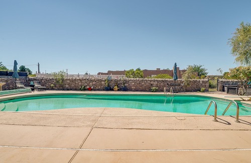 Las Cruces Casa | Las Cruces Home w/ Private Pool + Fire Pit!
