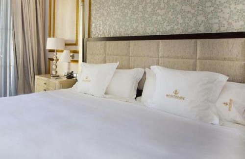 Nueva Milla de Oro Hotel | Las Dunas Grand Luxury