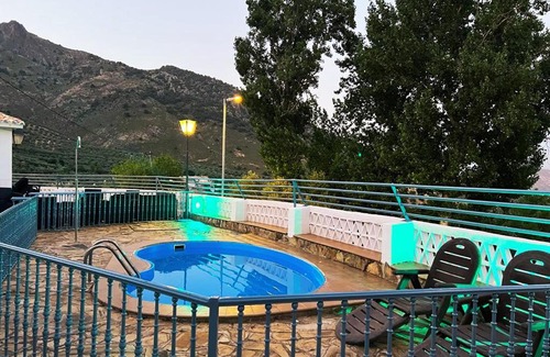 Belmez de la Moraleda Casa | Las Escuelas del Ayer Vivienda Turística de Alojamiento Rural