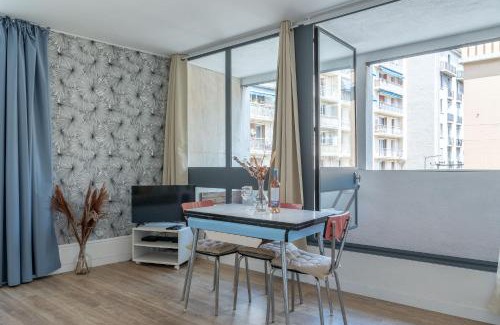 Les Cinq Avenues Apartamento | *Las Flores* joli studio avec balcon
