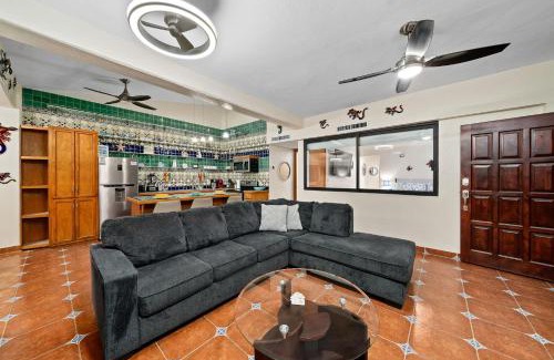 Bella Vista Casa | Las Gaviotas 2BR 2BA Ocean View 1st FL- 413