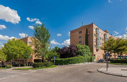 Hortaleza Apartamento | Las Huertas - Modern Accommodation in Madrid Conde Orgaz
