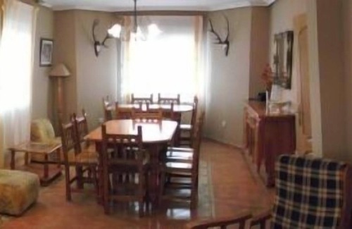 Arenas de San Pedro Cabaña | Las Lomas de Gredos, ideal para familias