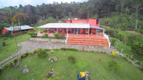 Cumaca Casa | Las Mercedes Finca Cafetera