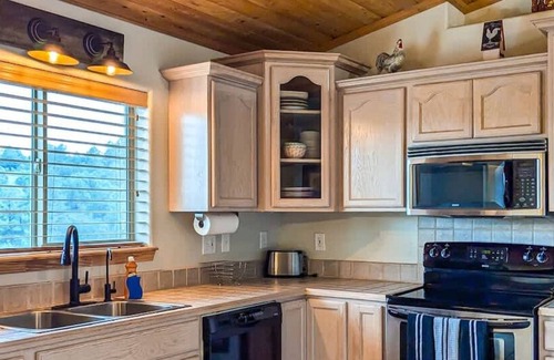 Alto Casa | Las Nubes - Cozy Cabins Real Estate, LLC.