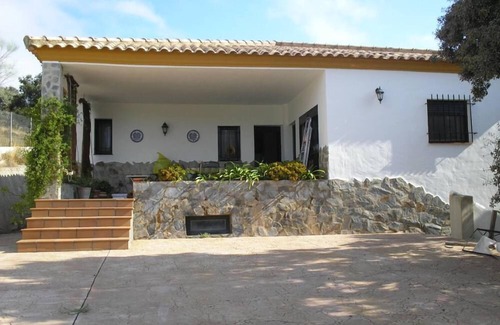 Guillena Casa | Confortable casa de campo o chalet en Las Pajanosas Sevilla con piscina